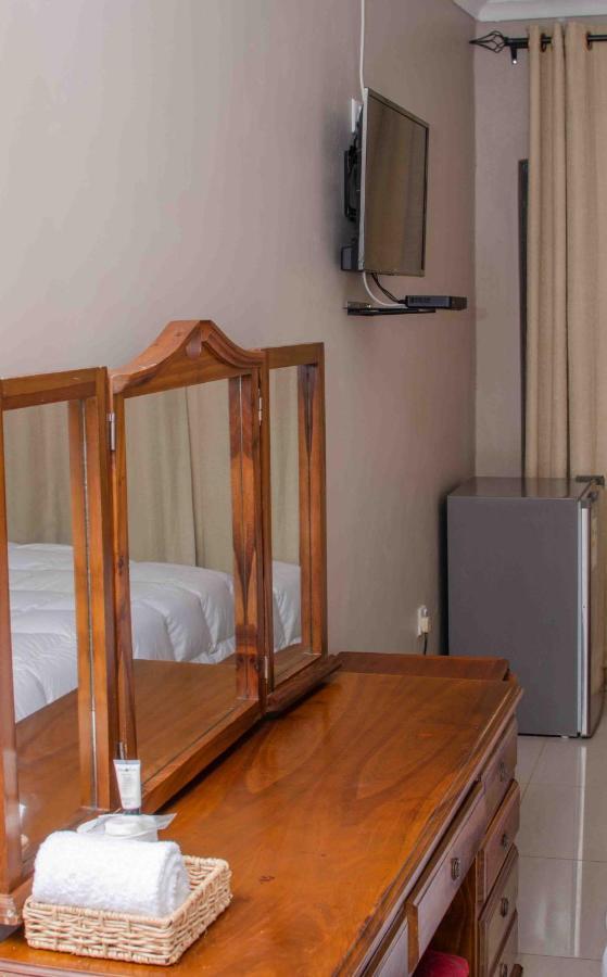 The Graceland Guesthouse Bluff Hill Екстериор снимка