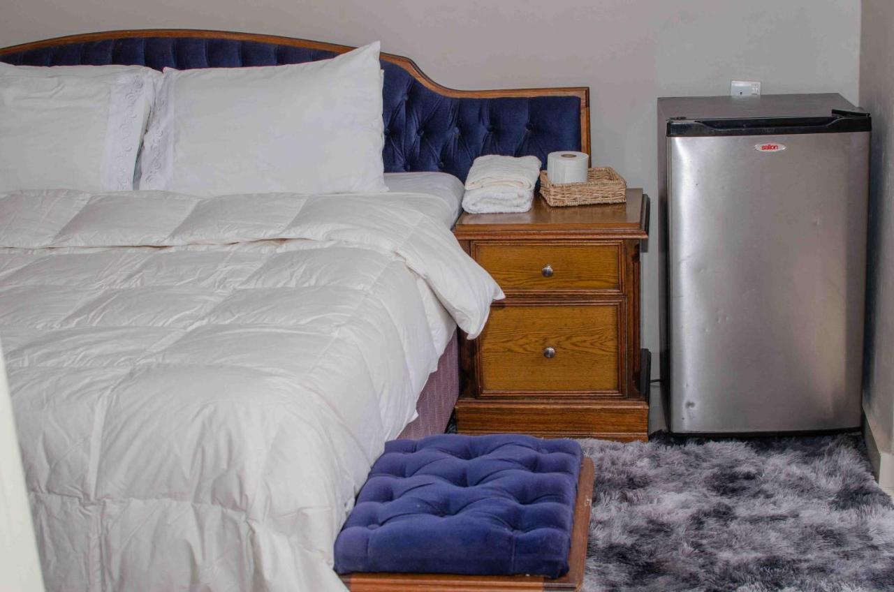 The Graceland Guesthouse Bluff Hill Екстериор снимка