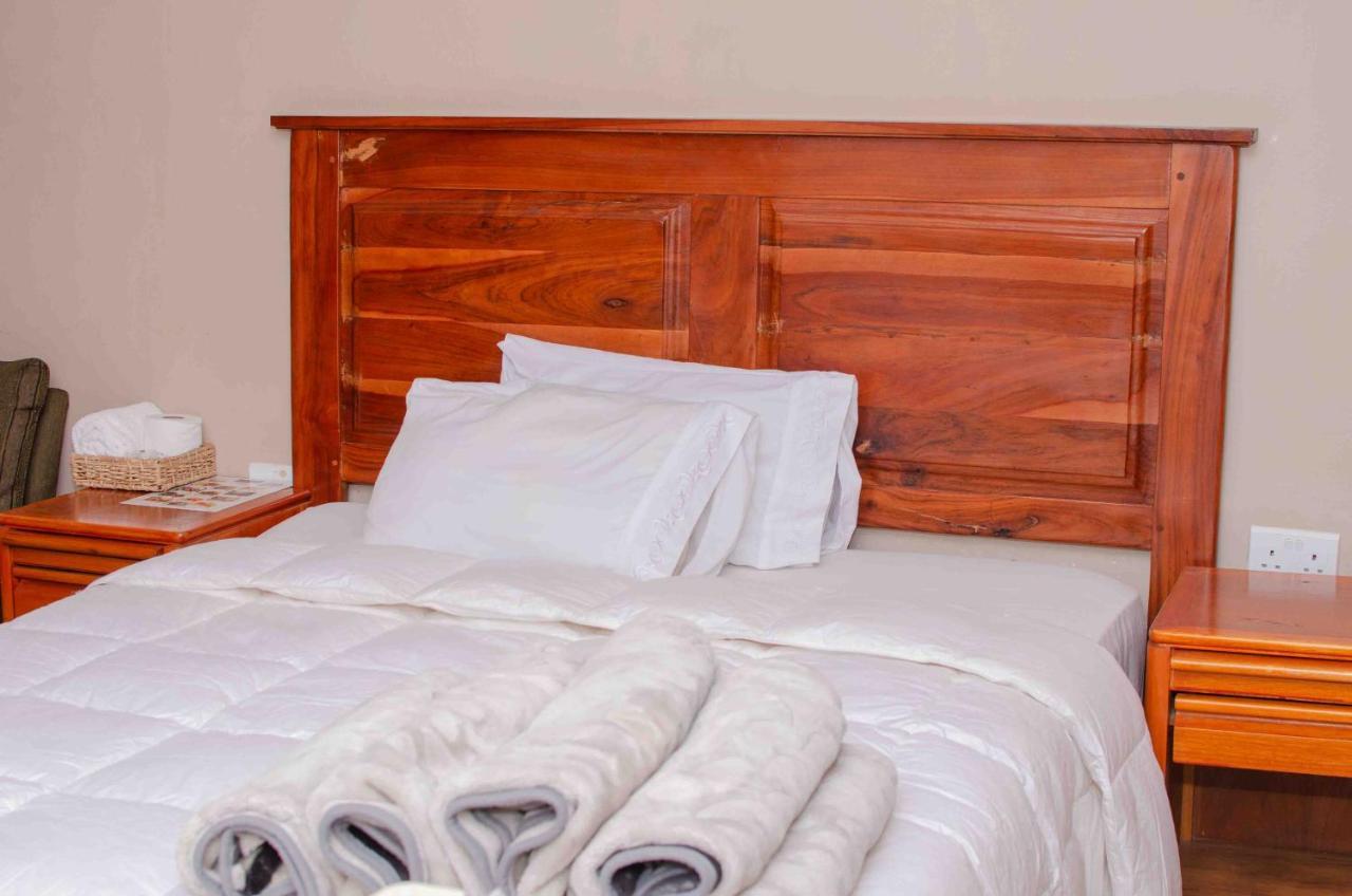 The Graceland Guesthouse Bluff Hill Екстериор снимка